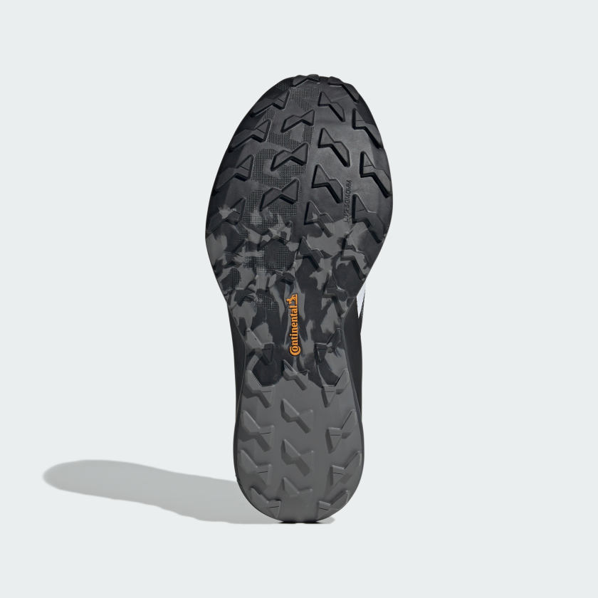 как выглядит adidas men Terrex Agravic Speed Trail Running Shoes фото