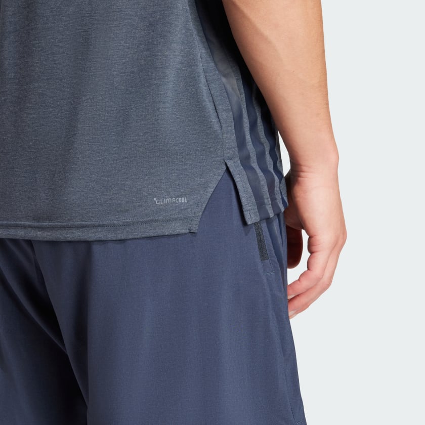 как выглядит adidas men Designed 4 Training 3-Stripes Tee фото