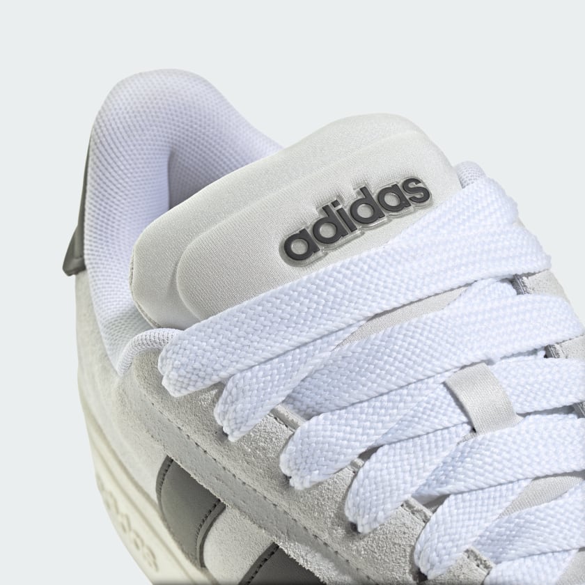 как выглядит adidas women Grand Court Alpha Shoes фото