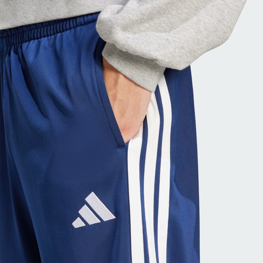 как выглядит adidas men DAYREADY OPEN HEM TRACKPANTS фото