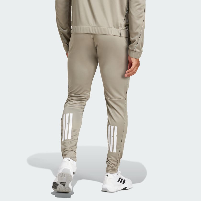 как выглядит adidas men Essentials Camo Pants фото
