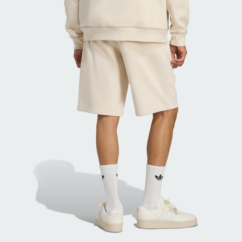 как выглядит adidas men Trefoil Essentials Shorts фото