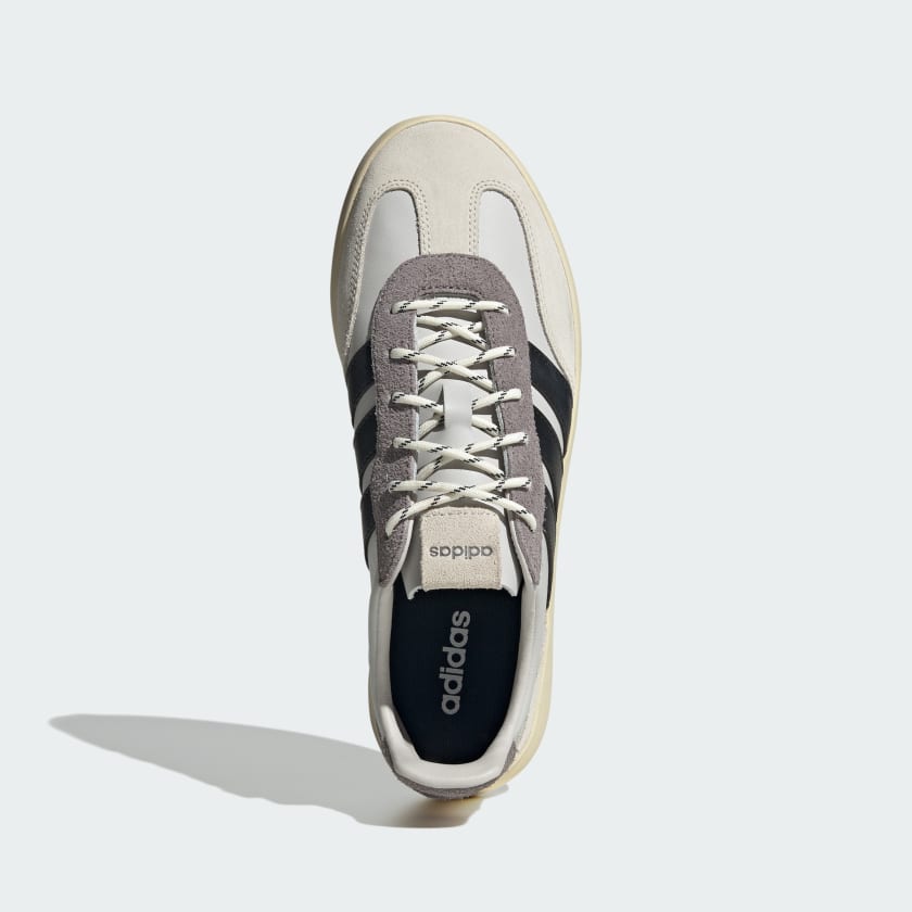 как выглядит adidas men Barreda Decode Shoes фото