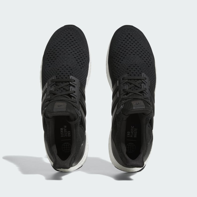 как выглядит adidas men Ultraboost 1.0 Shoes фото