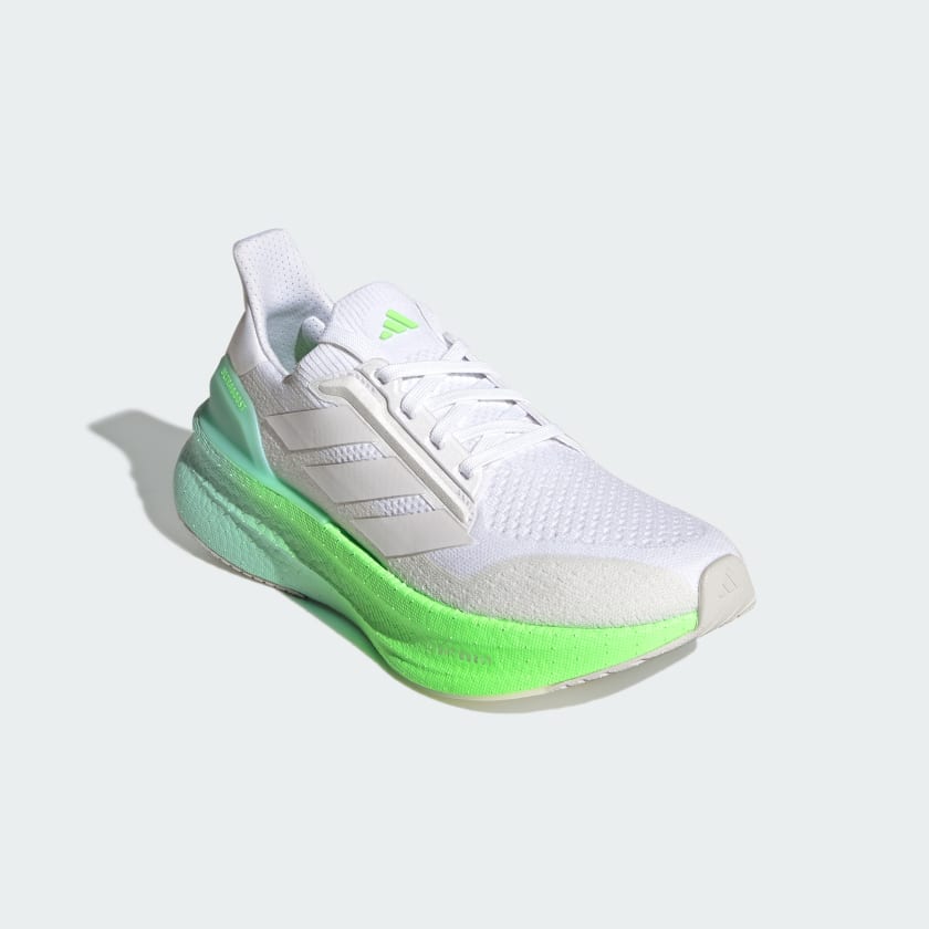 как выглядит adidas women Ultraboost 5X Shoes фото