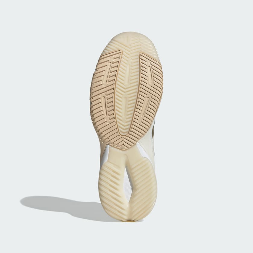 как выглядит adidas women Crazyflight 6 Indoor Shoes фото