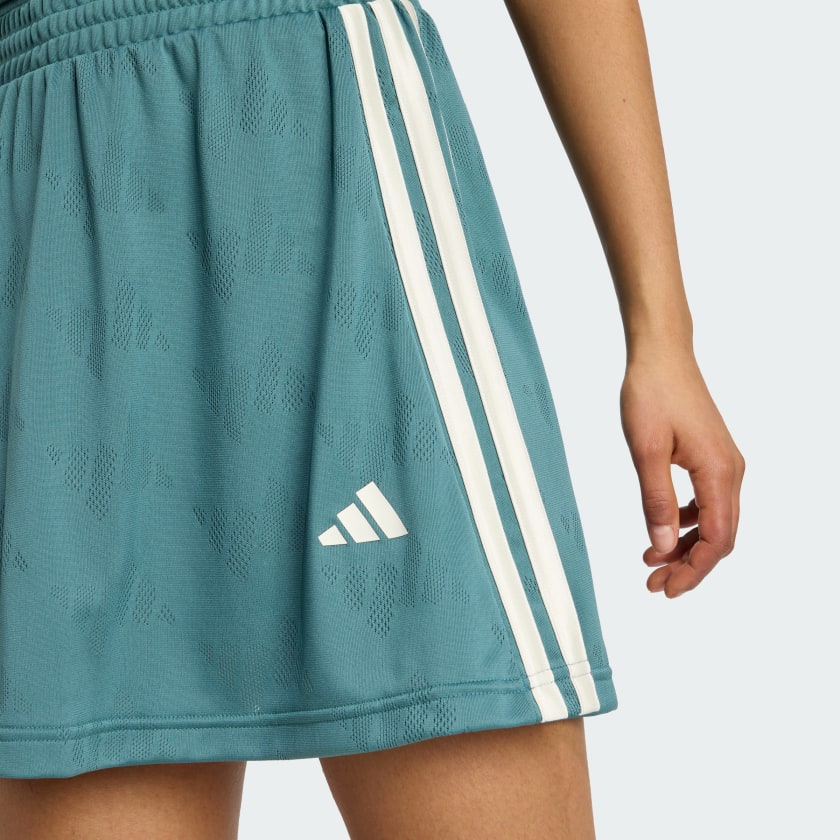 как выглядит adidas women Stadium 3-Stripes Tennis Inspired Jacquard Skirt With Short фото