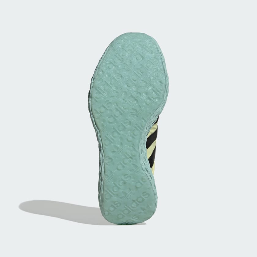 как выглядит adidas men Zponge Shoes фото