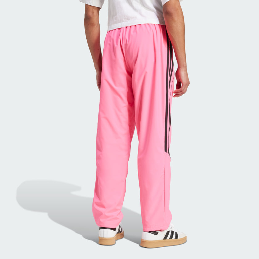 как выглядит adidas men Teamgeist Adicolor Track Pants фото