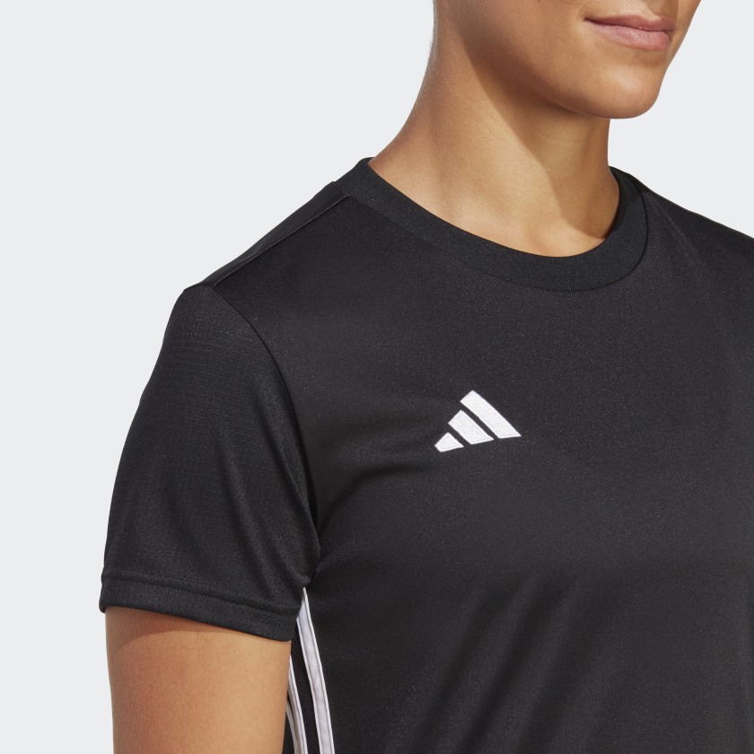 как выглядит adidas women Tabela 23 Jersey фото