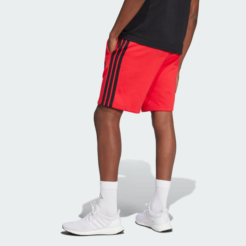 как выглядит adidas men Essentials 3-Stripes Fleece Shorts фото
