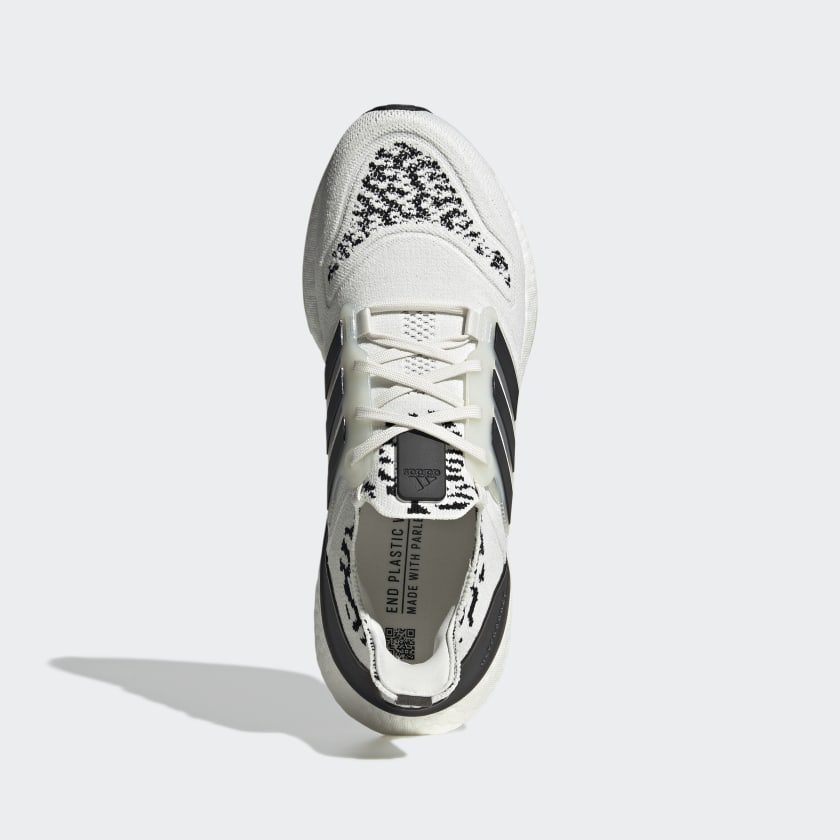 adidas Ultraboost 22 Shoes Men's - Picture 14 of 60
