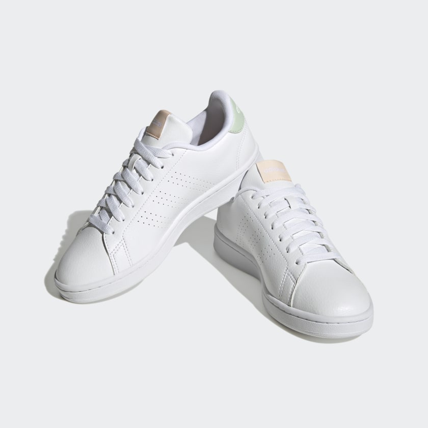 как выглядит adidas women Advantage Shoes фото