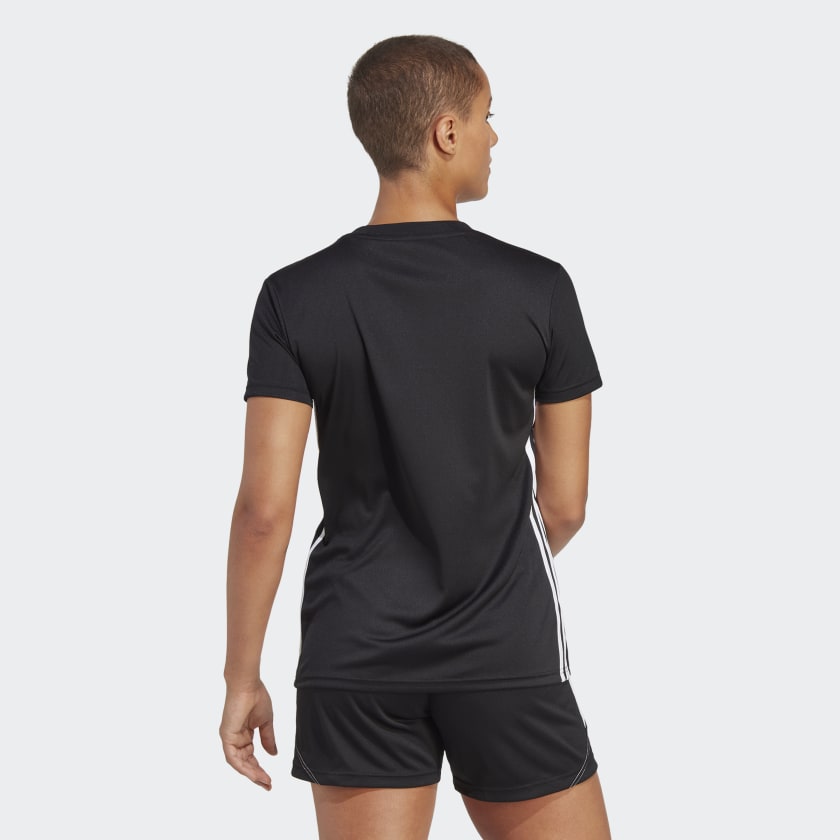 как выглядит adidas women Tabela 23 Jersey фото