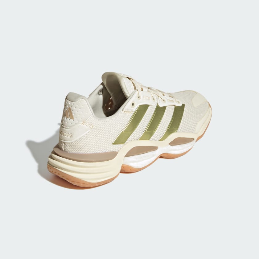 как выглядит adidas women Stabil 16 Indoor Shoes фото