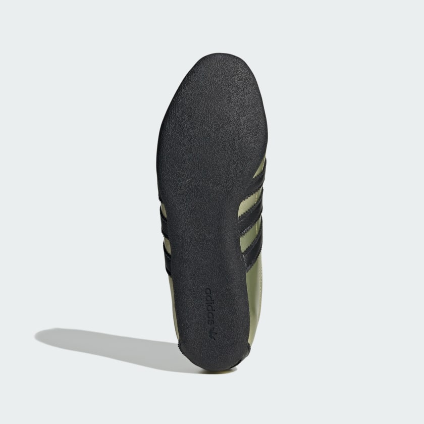 как выглядит adidas women Tokyo Shoes фото