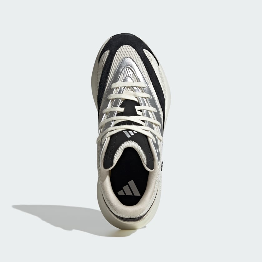 как выглядит adidas women Lightblaze Shoes фото