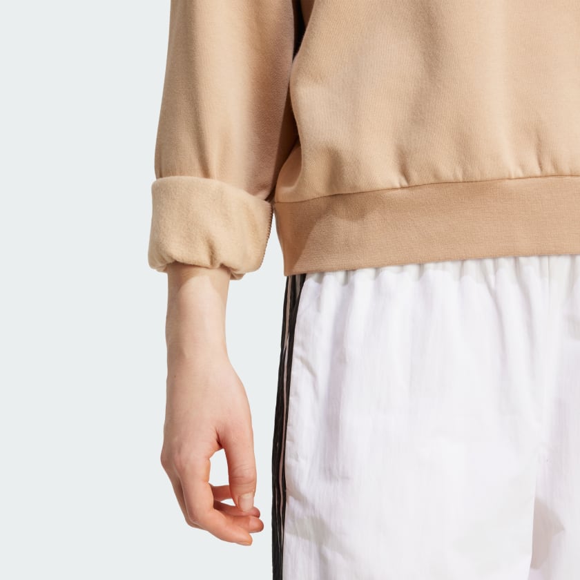 adidas women Essentials Small Logo Feelcozy Sweatshirt - Picture 46 of 47