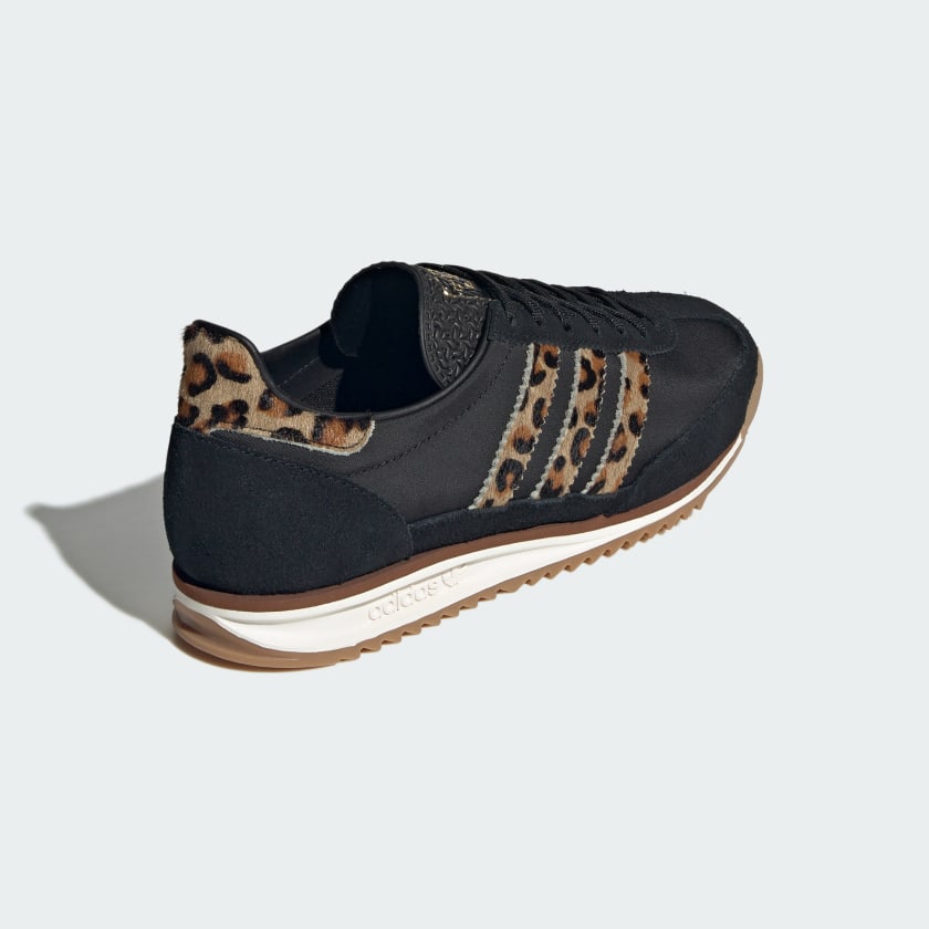 как выглядит adidas women SL 72 OG Shoes фото