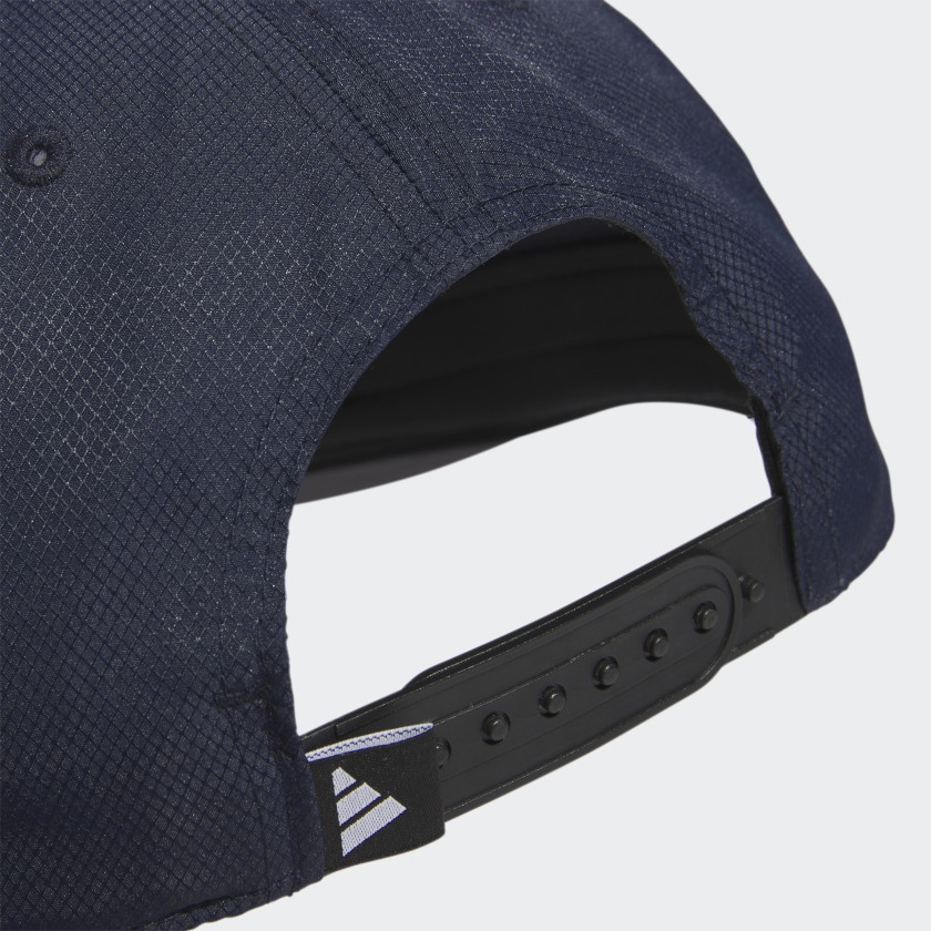 как выглядит adidas men Tour Snapback Hat фото