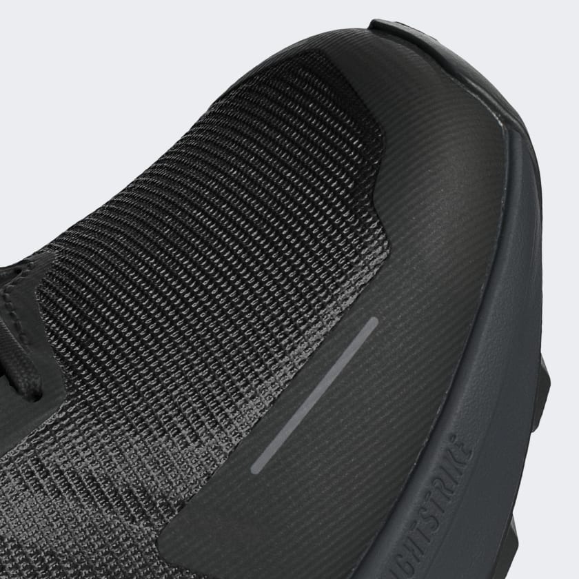 как выглядит adidas men Terrex Agravic 3 Trail Running Shoes фото