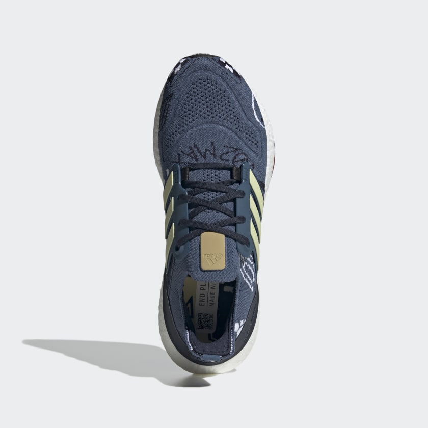 Ultra boost 19 navy gold hot sale