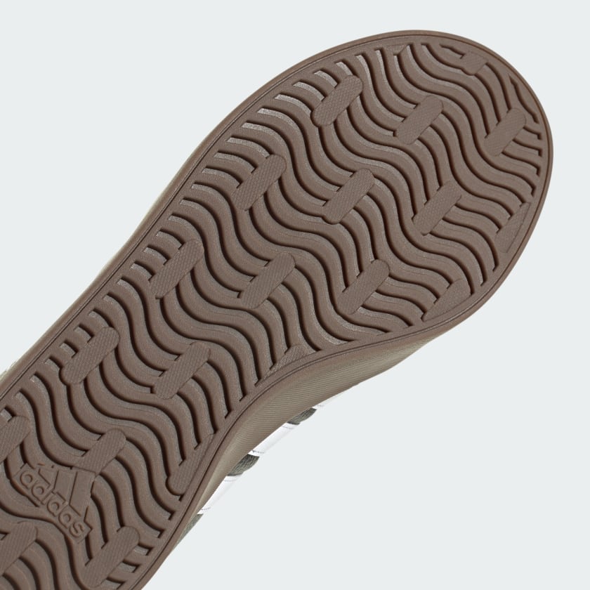 как выглядит adidas men VL Court 3.0 Shoes фото