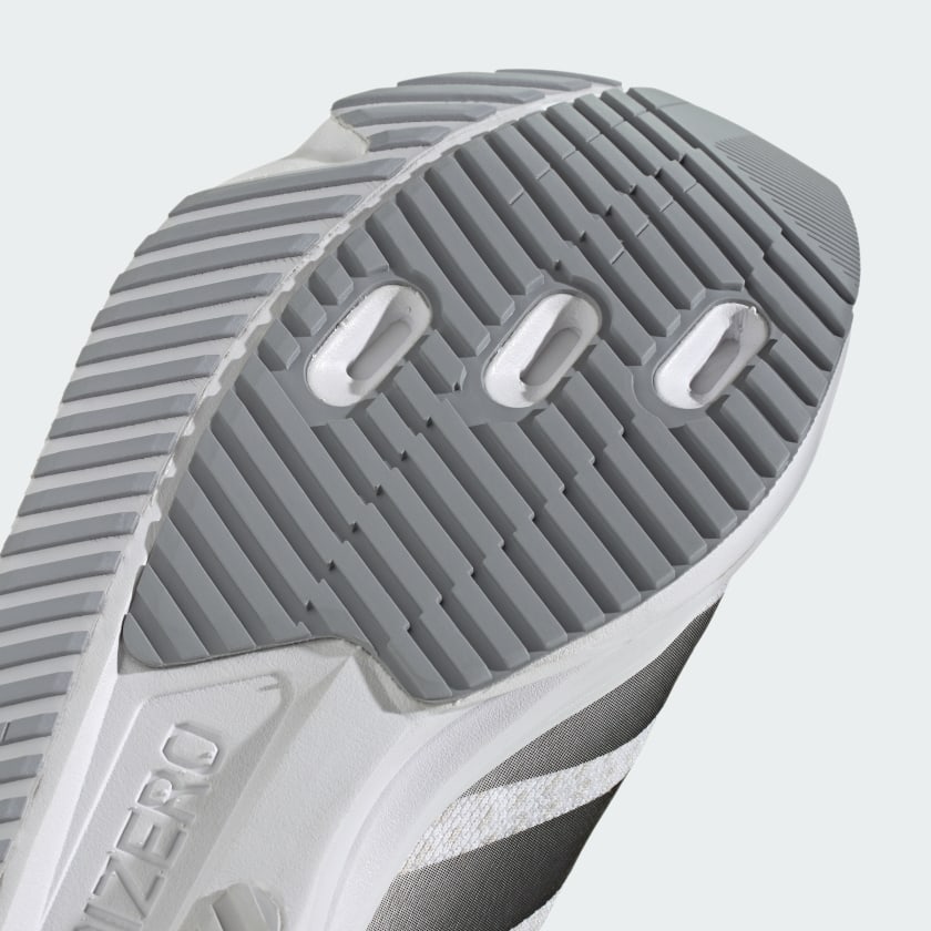 как выглядит adidas men Adizero SL 2 Shoes фото