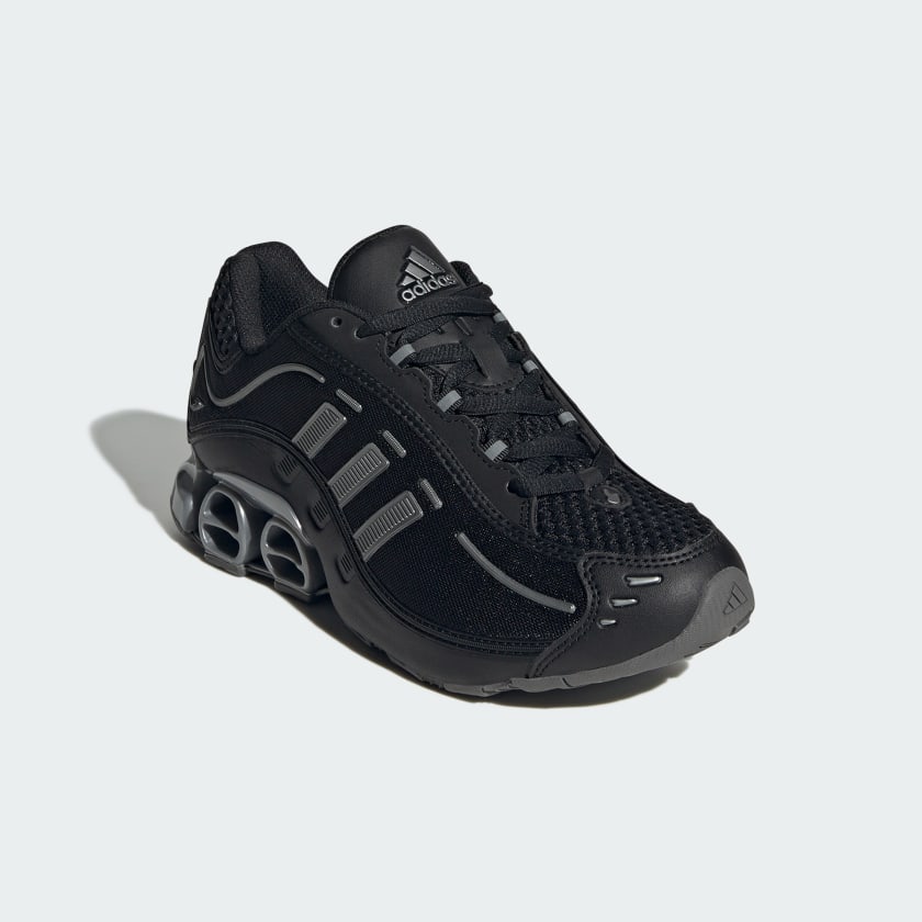 как выглядит adidas women Megaride O1 Shoes фото