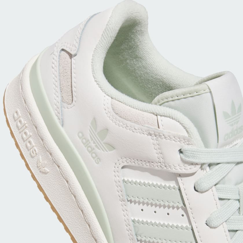 как выглядит adidas women Forum Low CL Shoes фото