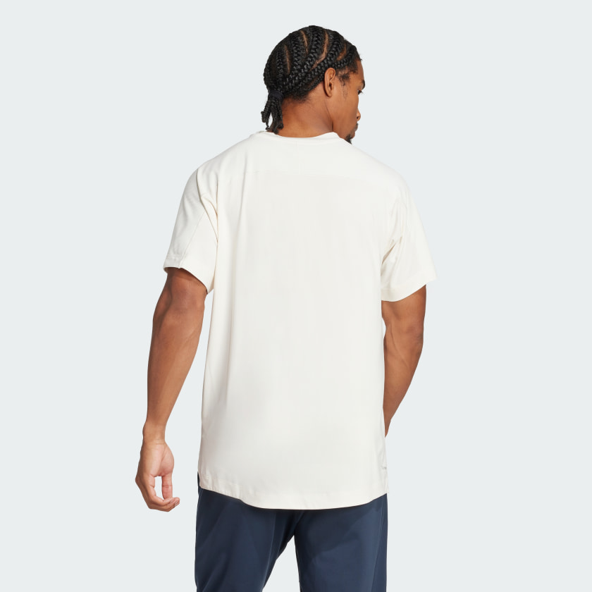 как выглядит adidas men Puremotion Tee фото