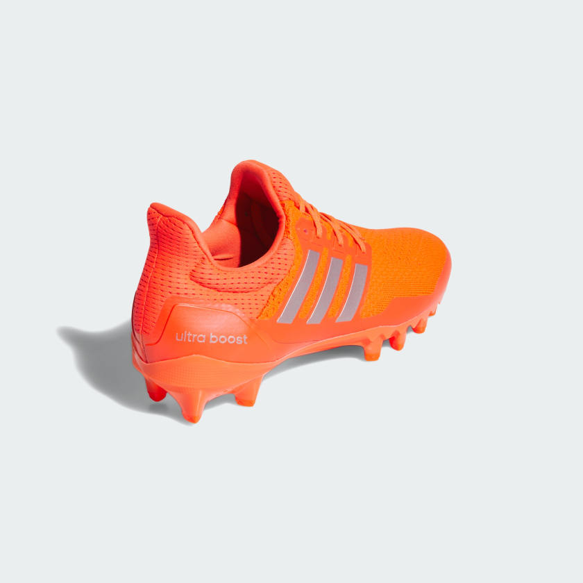 как выглядит adidas men Ultraboost Football Cleats фото