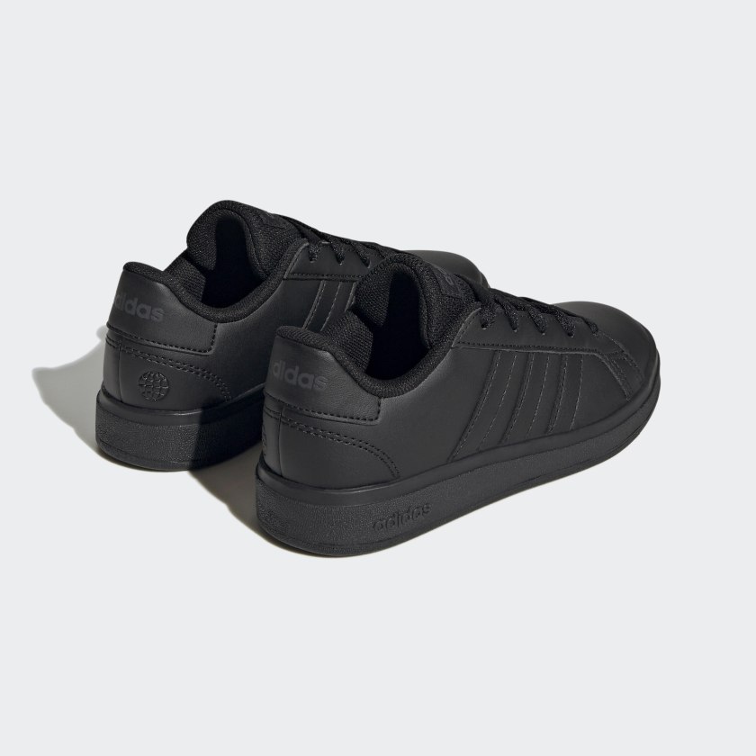 как выглядит adidas kids Grand Court Lace-Up Shoes фото