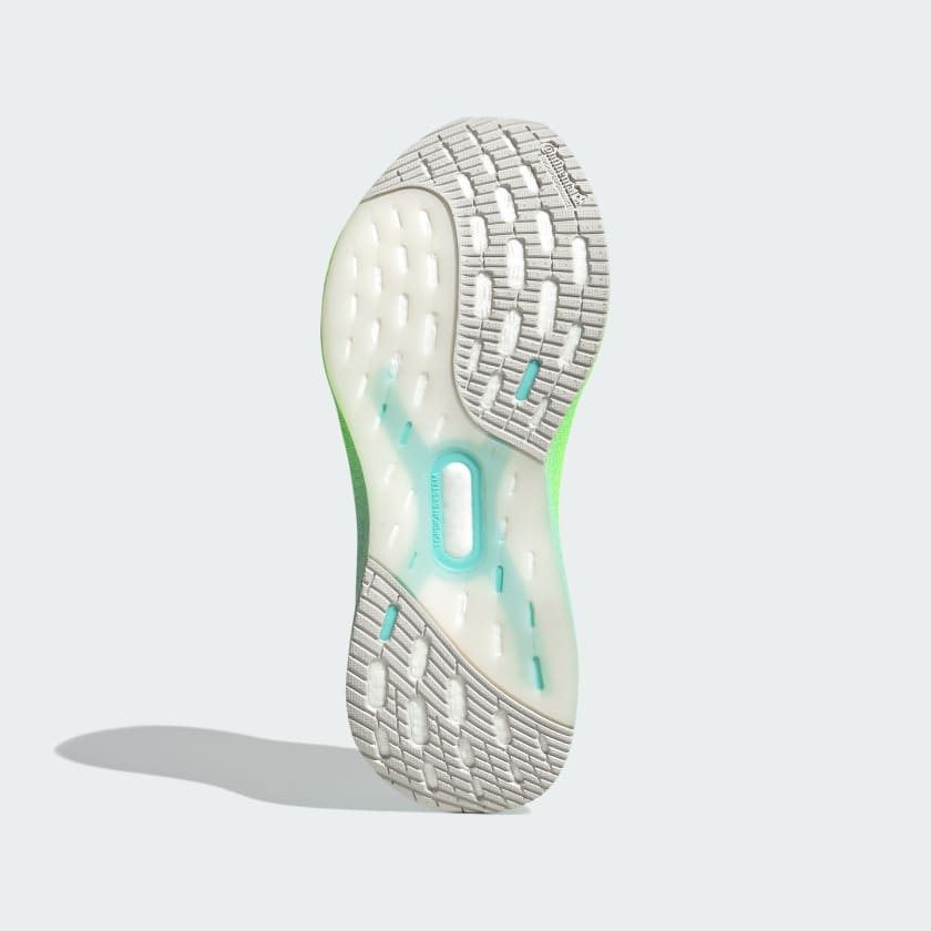 как выглядит adidas women Ultraboost 5X Shoes фото