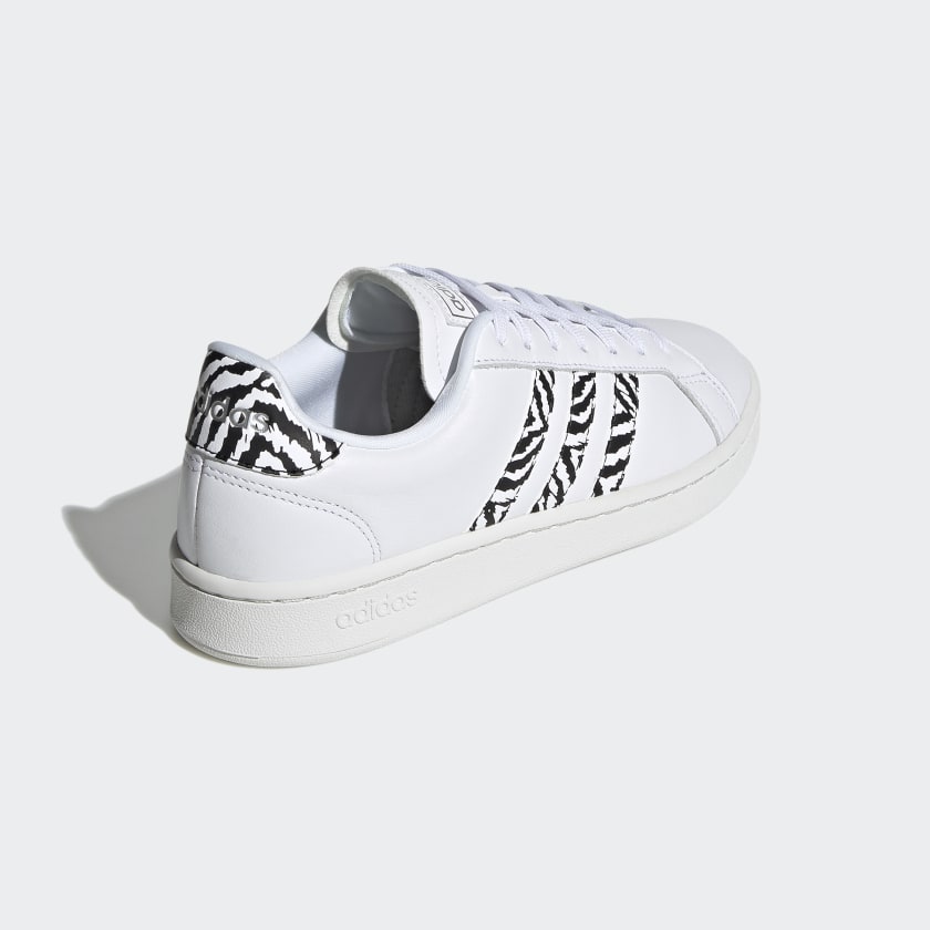 Adidas court 24