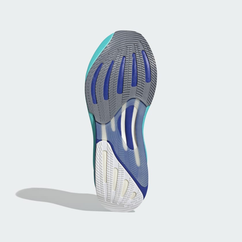 как выглядит adidas men Supernova Rise Running Shoes фото
