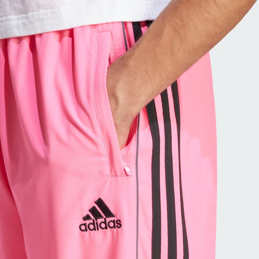 как выглядит adidas men Teamgeist Adicolor Track Pants фото