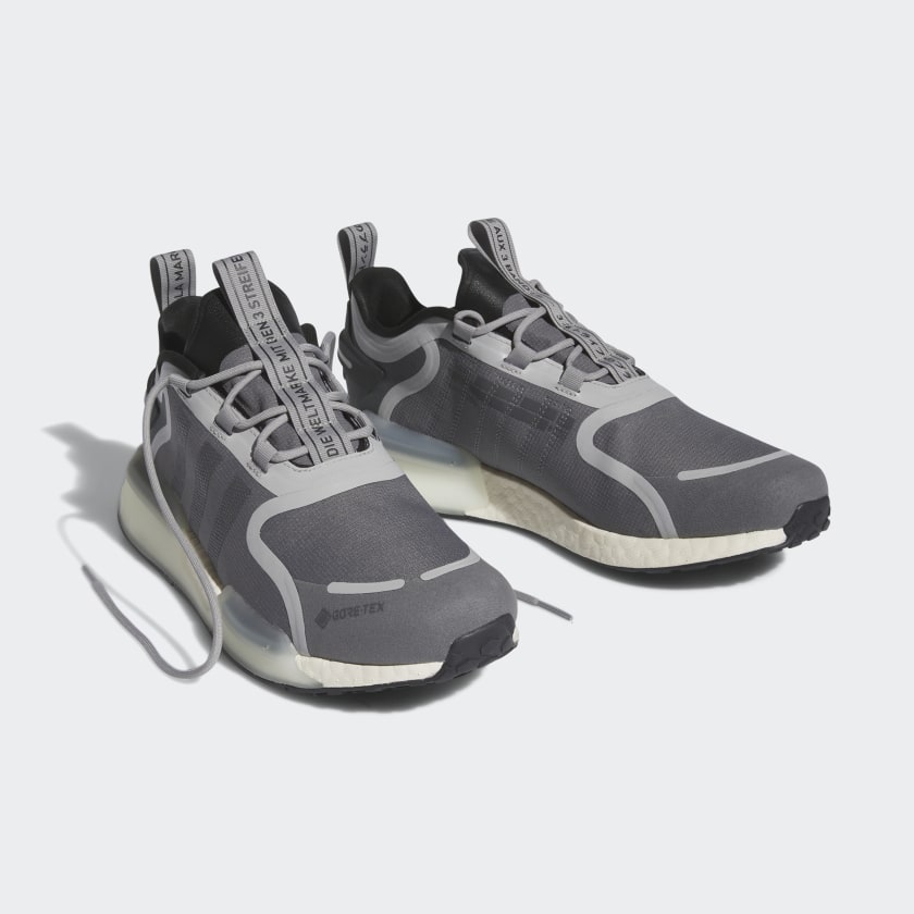 Adidas nmd kjarkas gore-tex best sale jacket ebay
