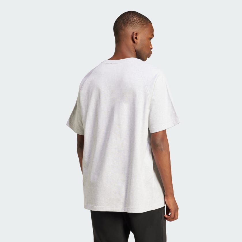 как выглядит adidas men Premium Essentials Tee фото