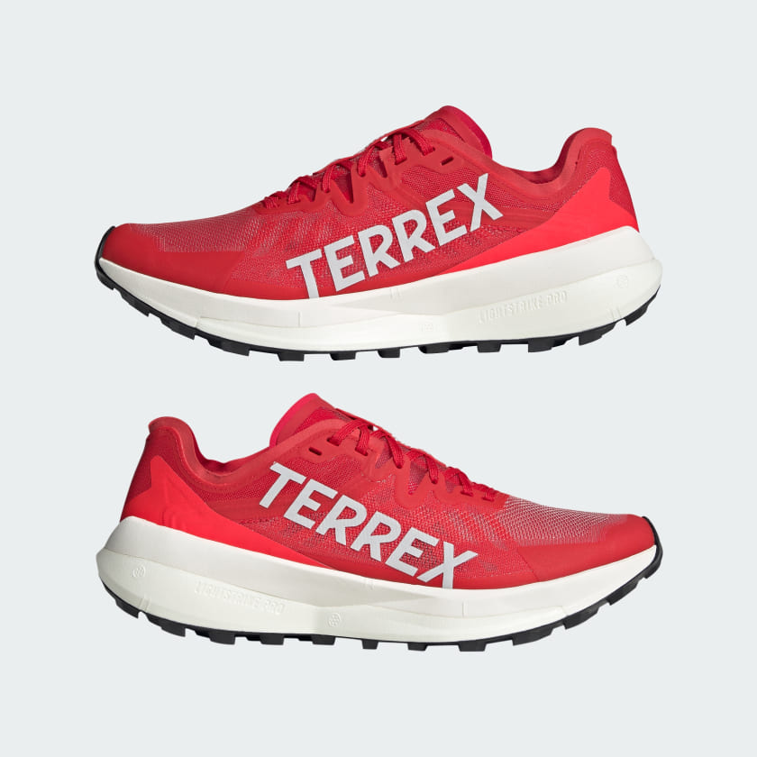 как выглядит adidas men Terrex Agravic Speed Trail Running Shoes фото