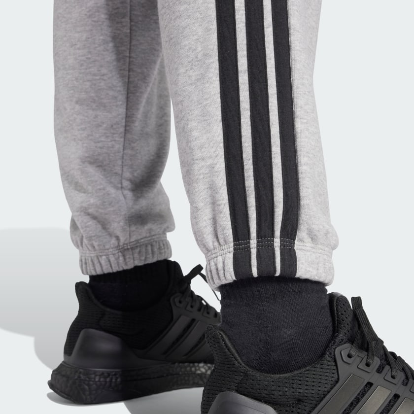 как выглядит adidas women Essentials 3-Stripes French Terry Cuffed Pants фото