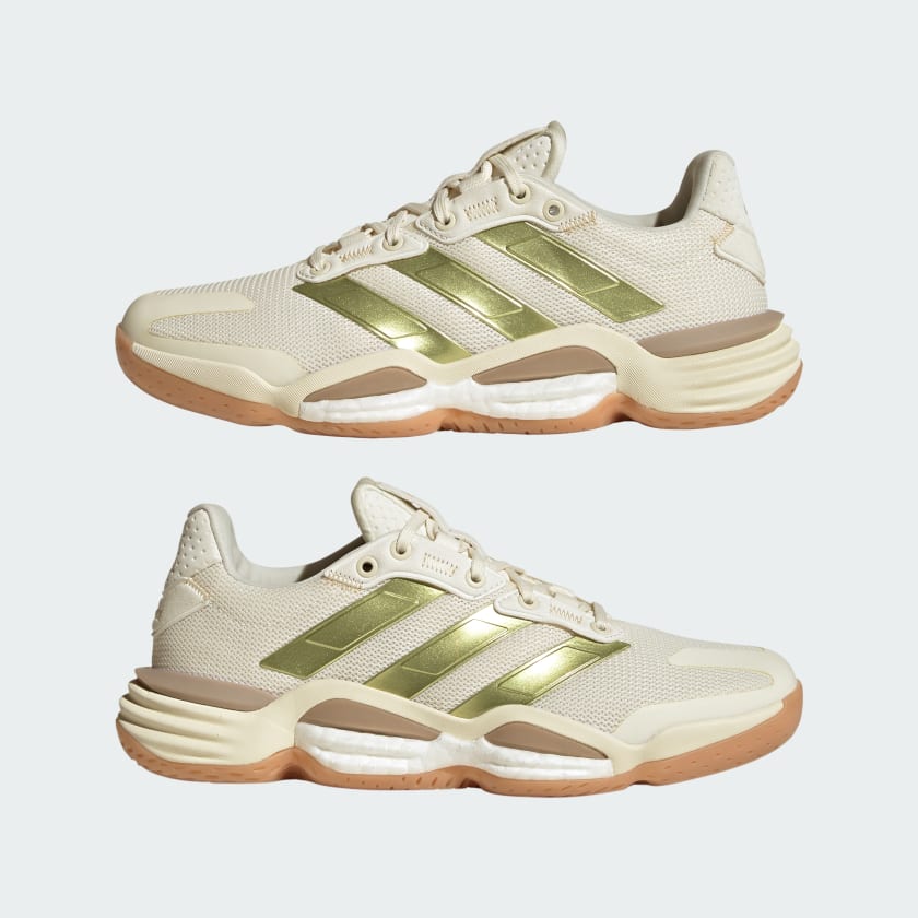 как выглядит adidas women Stabil 16 Indoor Shoes фото