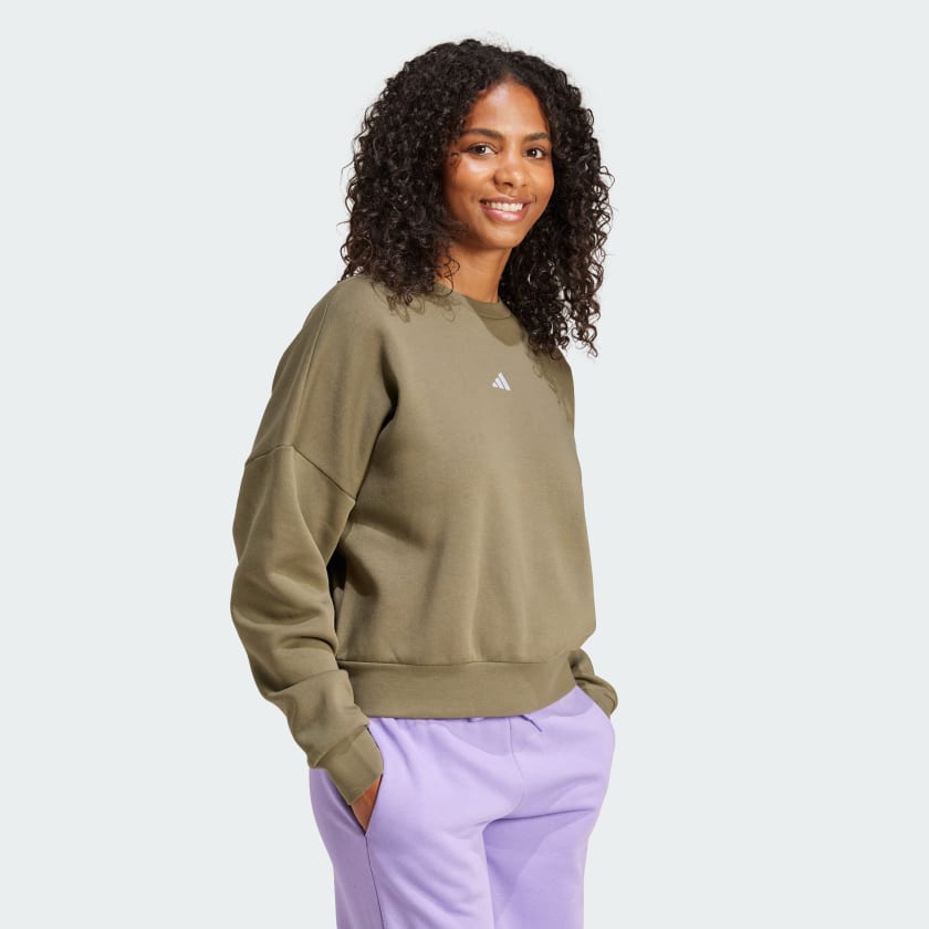 как выглядит adidas women Essentials Small Logo Feelcozy Sweatshirt фото