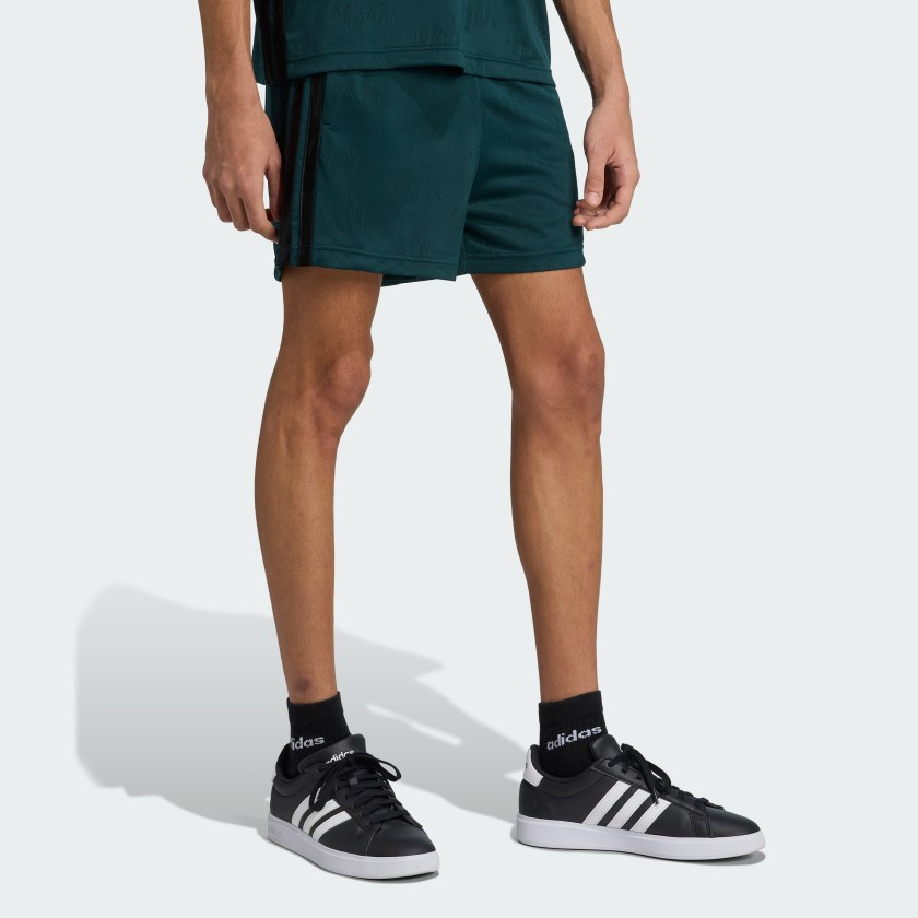 как выглядит adidas men Stadium Jacquard Short фото