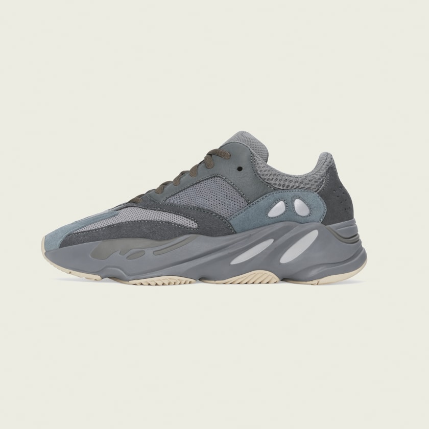 Oh My Giy Yeezy 700 Static ph i mu g i c m gic