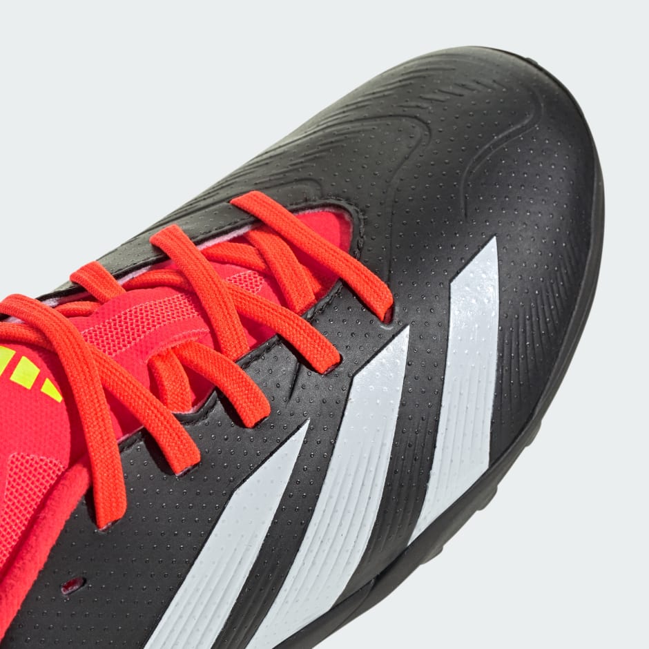 Predator 24 League Turf Boots