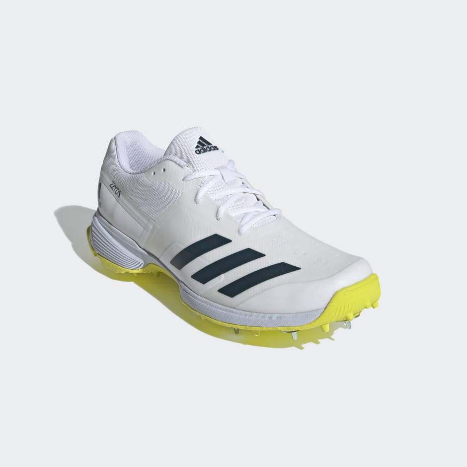 Adidas adizero sl22 boost 2024 rubber sole cricket shoe