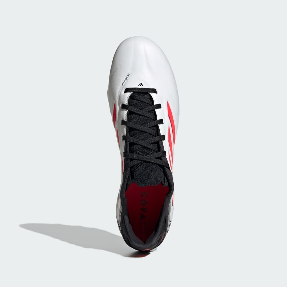 Ghete de fotbal Copa Pure 3 pentru teren ferm