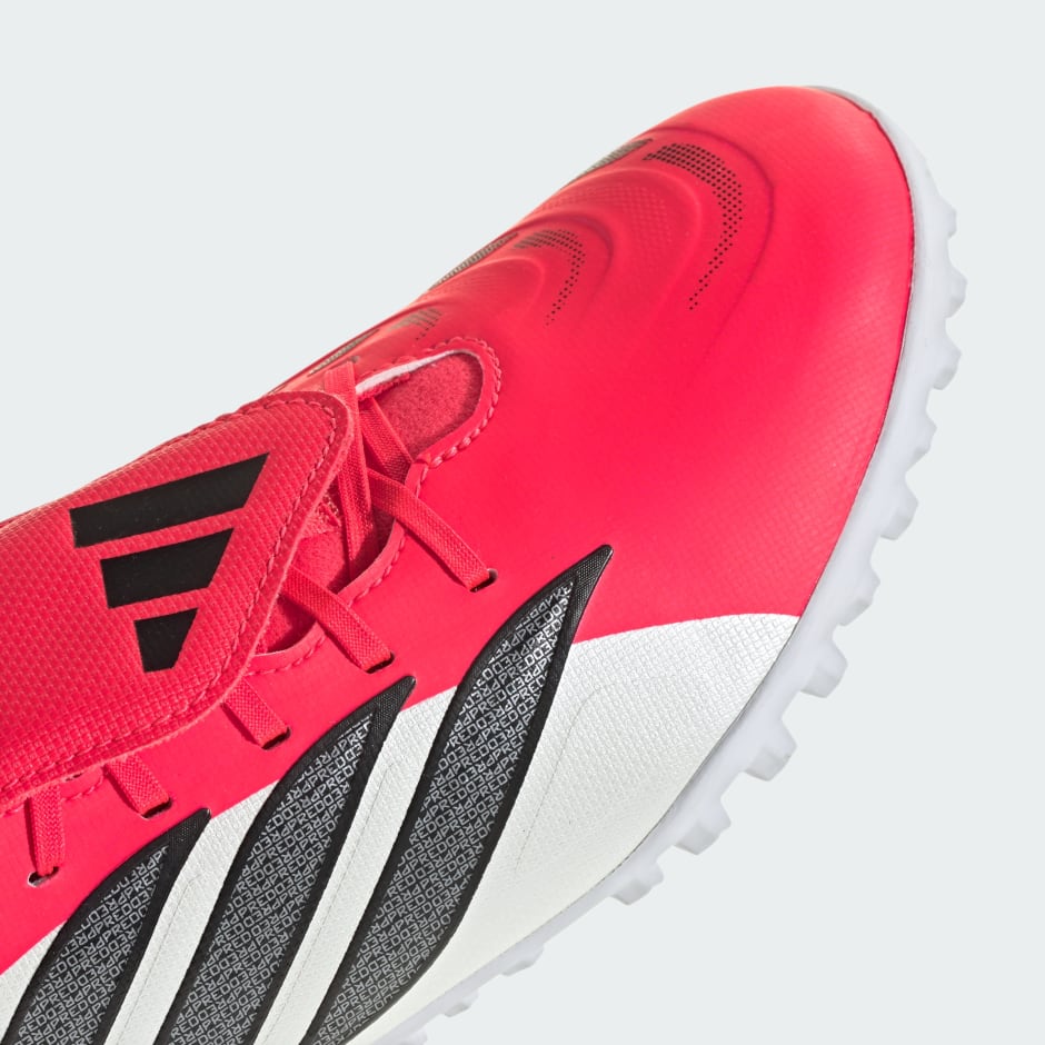Predator Club Fold-Over Tongue Turf Football Shoes