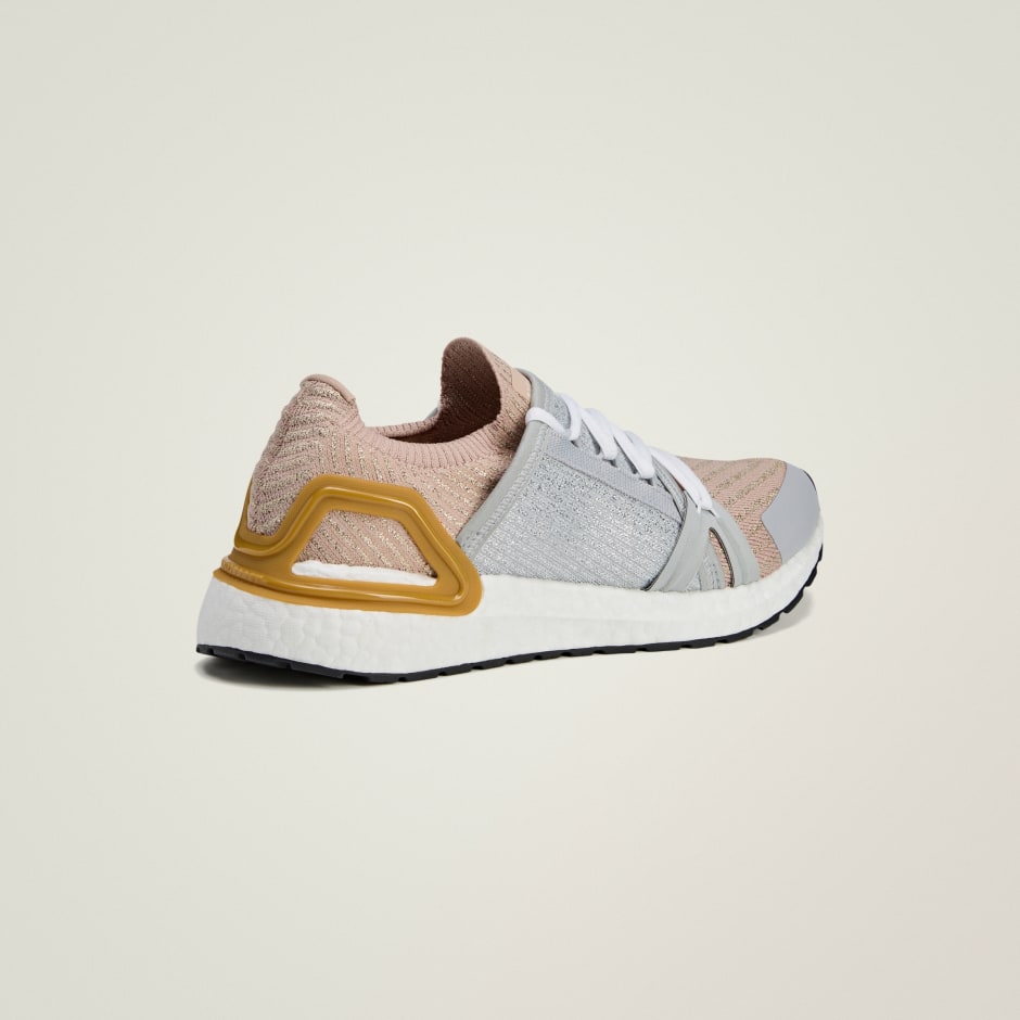 Pantofi adidas by Stella McCartney Ultraboost DNA